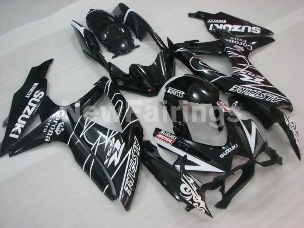 Black White Corona - GSX-R600 08-10 Fairing Kit - Vehicles