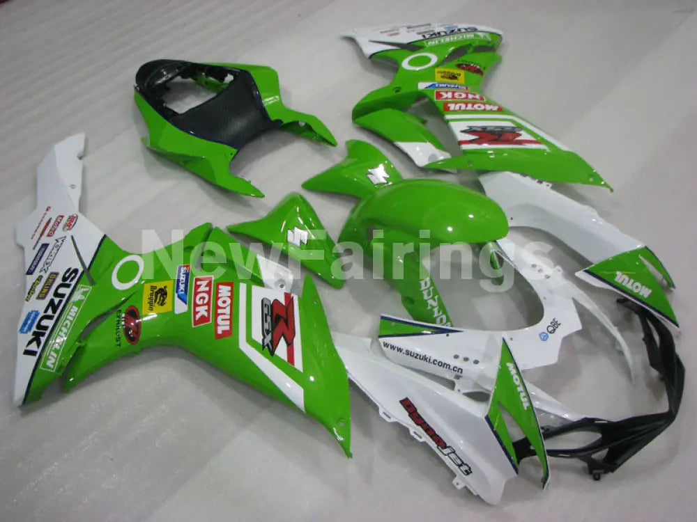 Green and White MOTUL - GSX-R750 11-24 Fairing Kit Vehicles