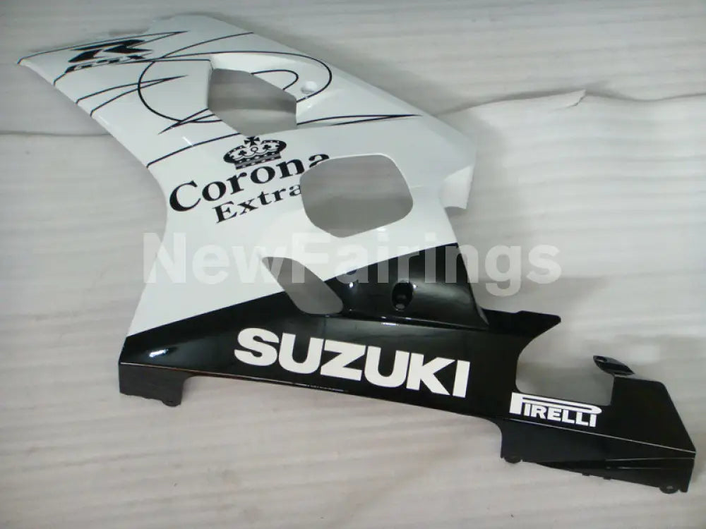 White and Black Corona - GSX-R600 04-05 Fairing Kit -