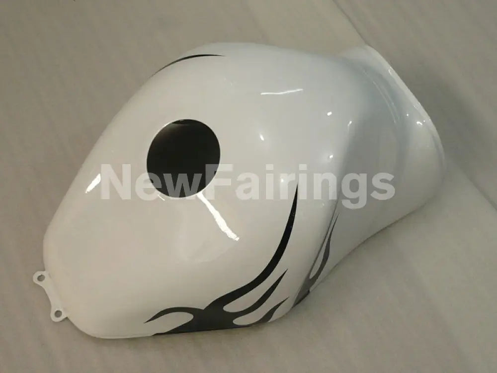 White and Black Flame - GSX1300R Hayabusa 99-07 Fairing Kit